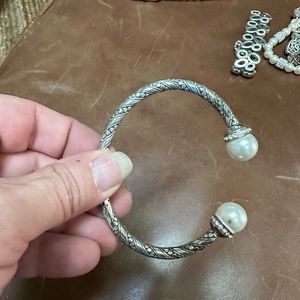 Brighton pearl bangle